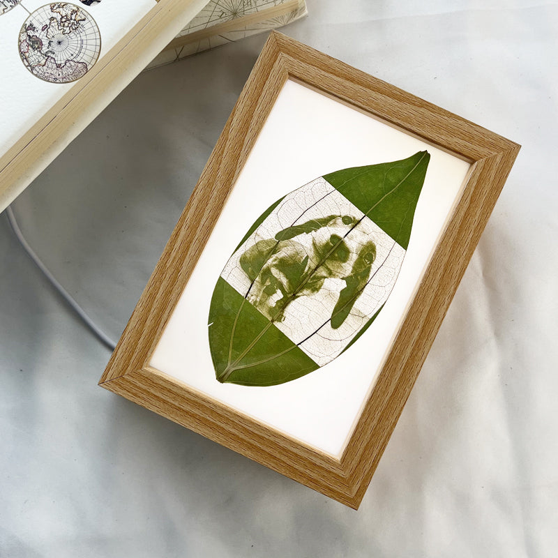 【 Customization 】 Unique natural leaf carving with commemorative significance (Copy)